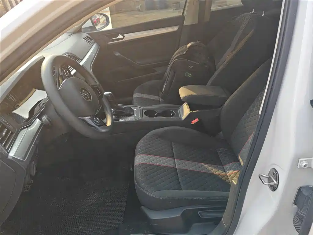 Volkswagen Lamando 2021 230TSI DSG Fashion Edition фото 7