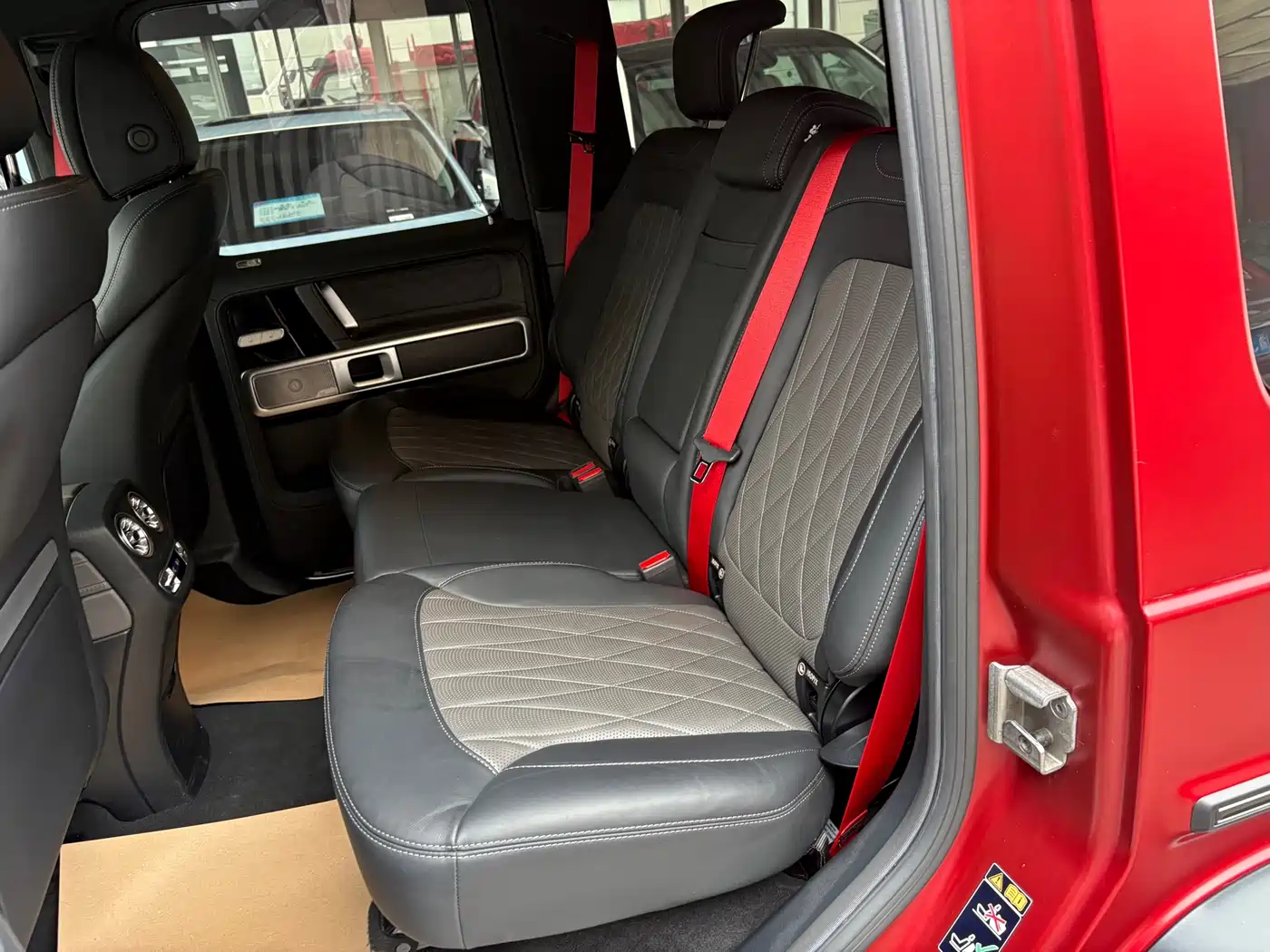 Mercedes-Benz G-Class 2021 G 500 Blazing Flame Special Edition фото 10