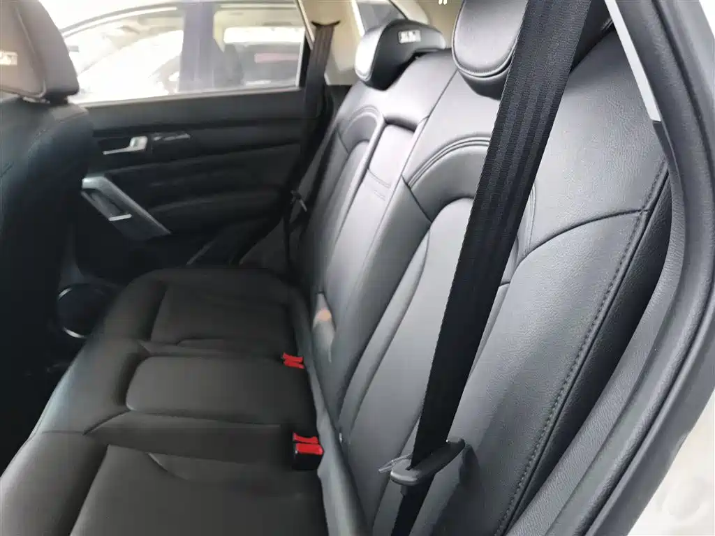 Haval H2 2016 Red Label 1.5T Manual 2WD Luxury фото 14