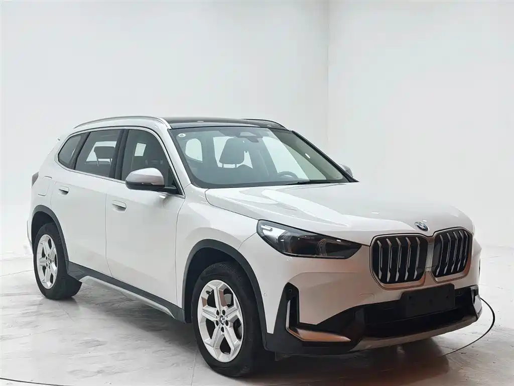 BMW X1 2023 sDrive20Li X Design Package фото 3