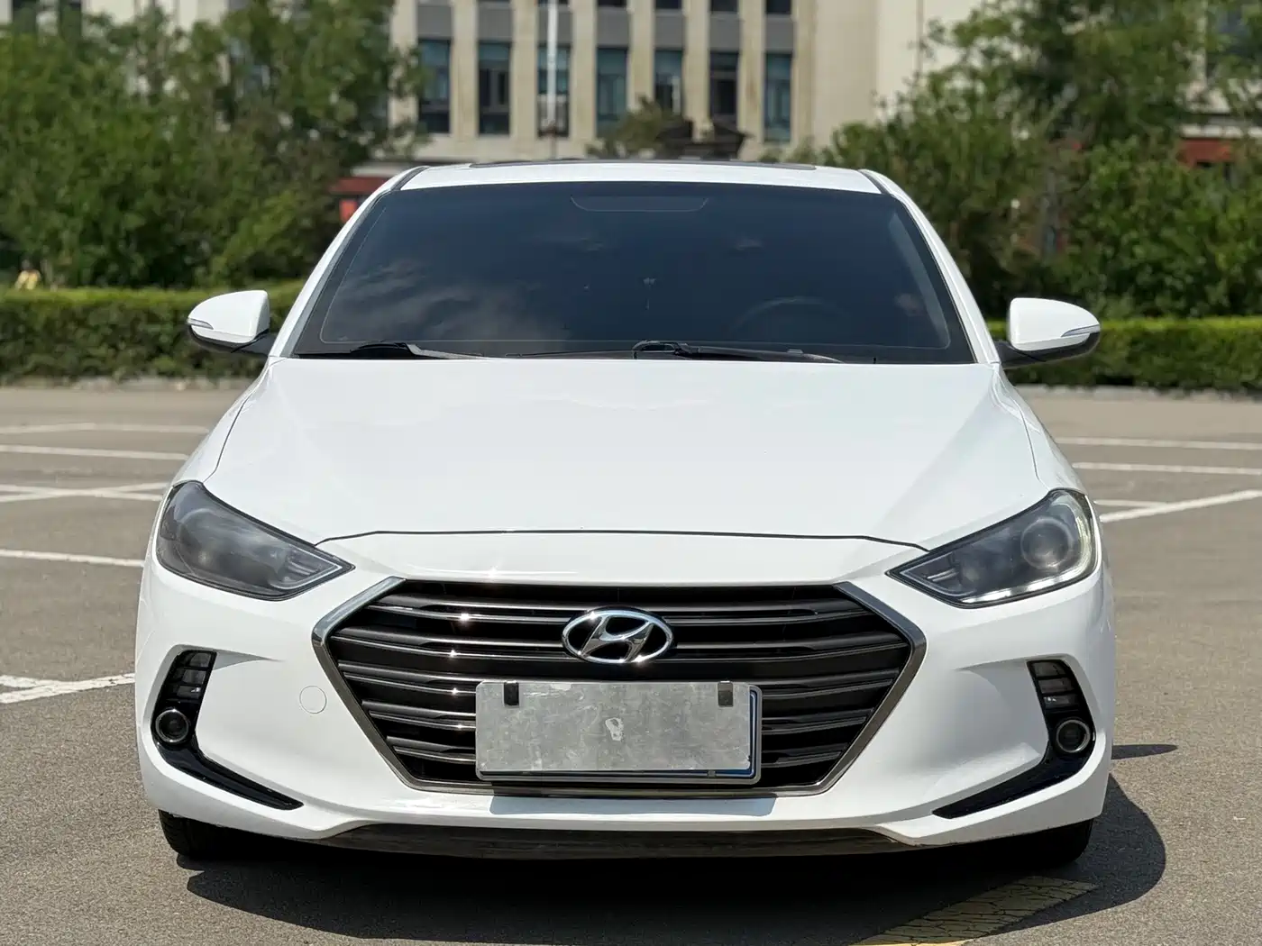 Hyundai Elantra 2016 Model 1.6L Automatic Smart Elite фото 2