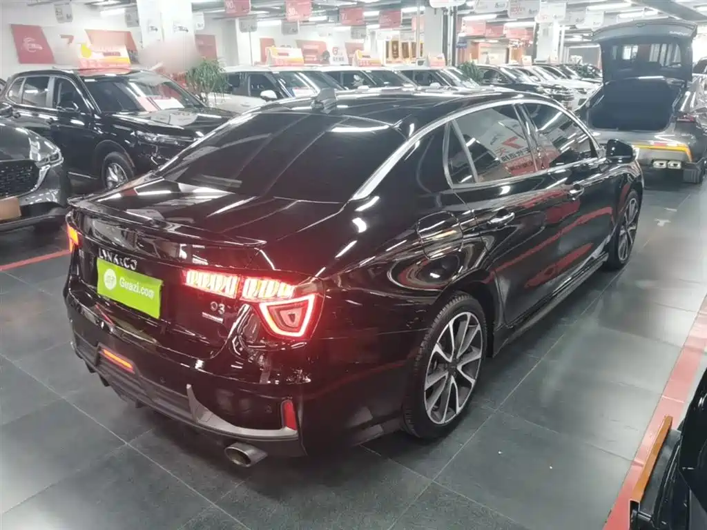 Lynk & Co 03 2019 2.0TD Auto Power Version фото 7