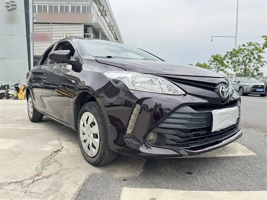 Toyota Vios 2017 1.5L CVT Pioneer фото 4