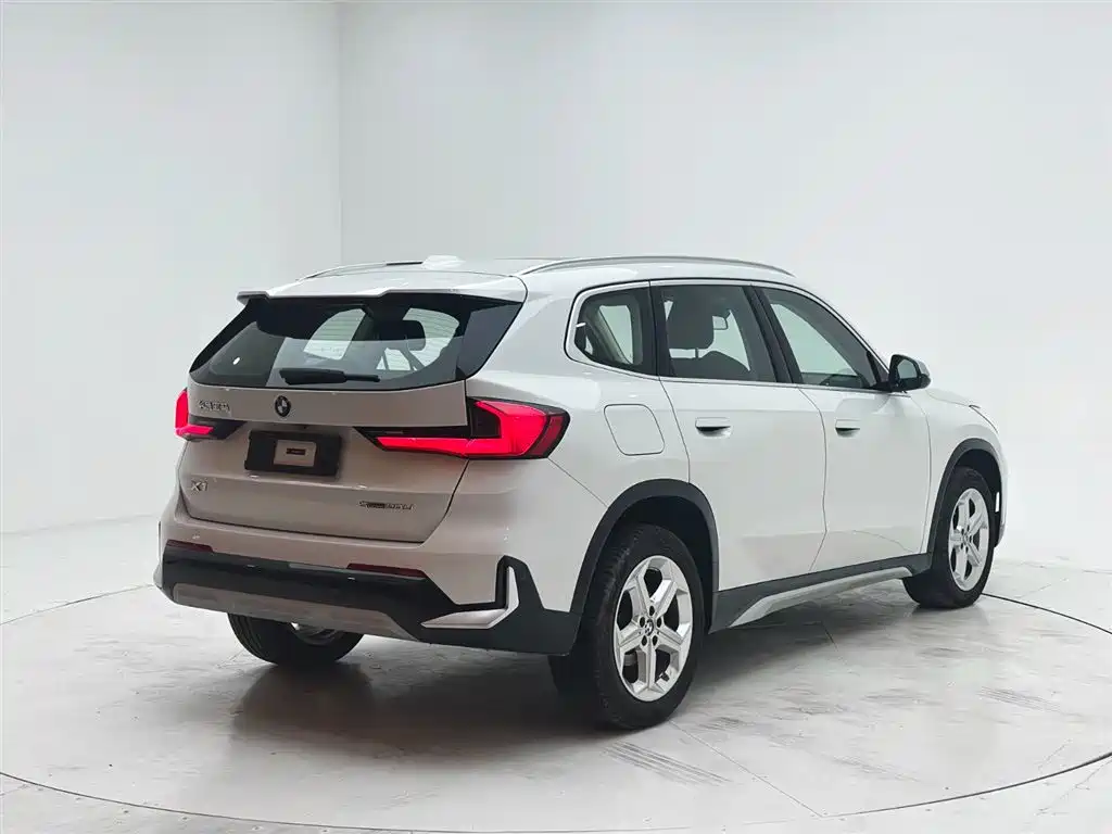 BMW X1 2023 sDrive20Li X Design Package фото 6