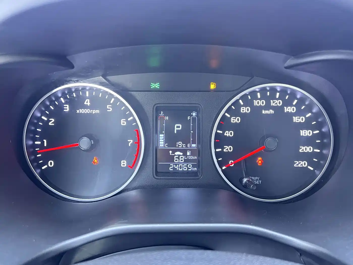 Kia Pegas 2024 2020 1.4L Auto Comfort Sunroof Version
