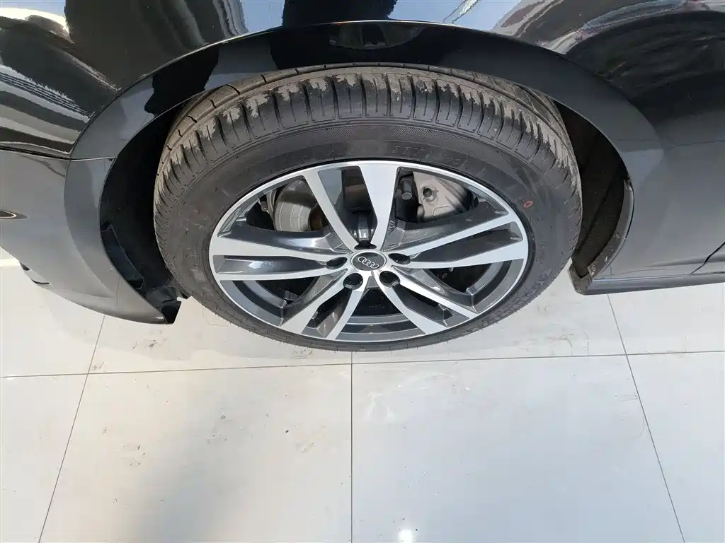 Audi A6L 2022 40 TFSI Luxury Dynamic фото 23