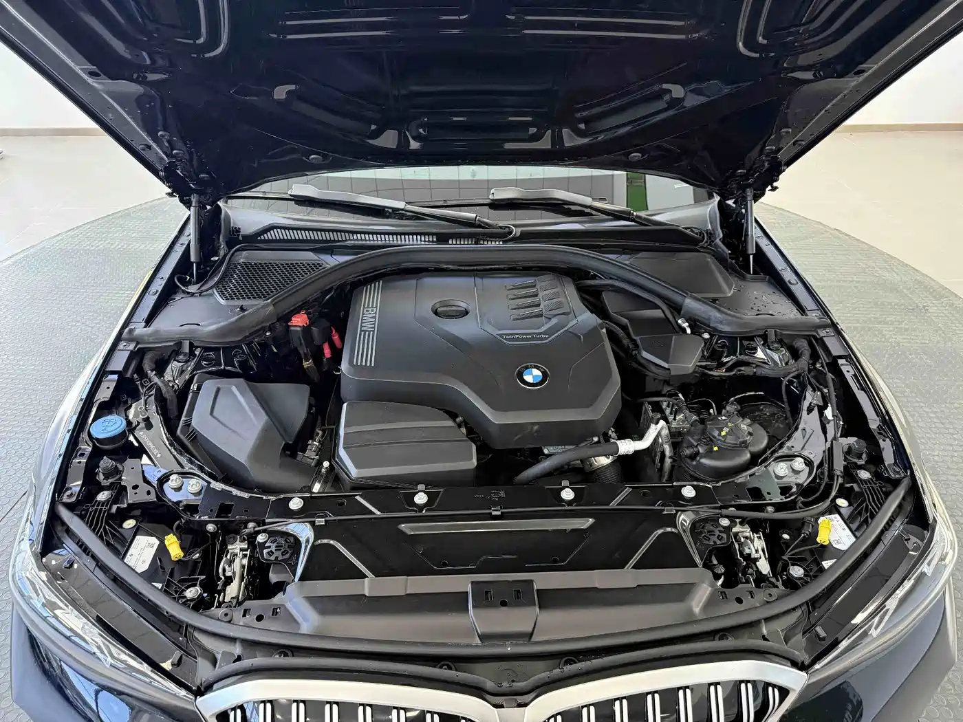 BMW 3 Series 2023 320Li M Sport Package фото 24
