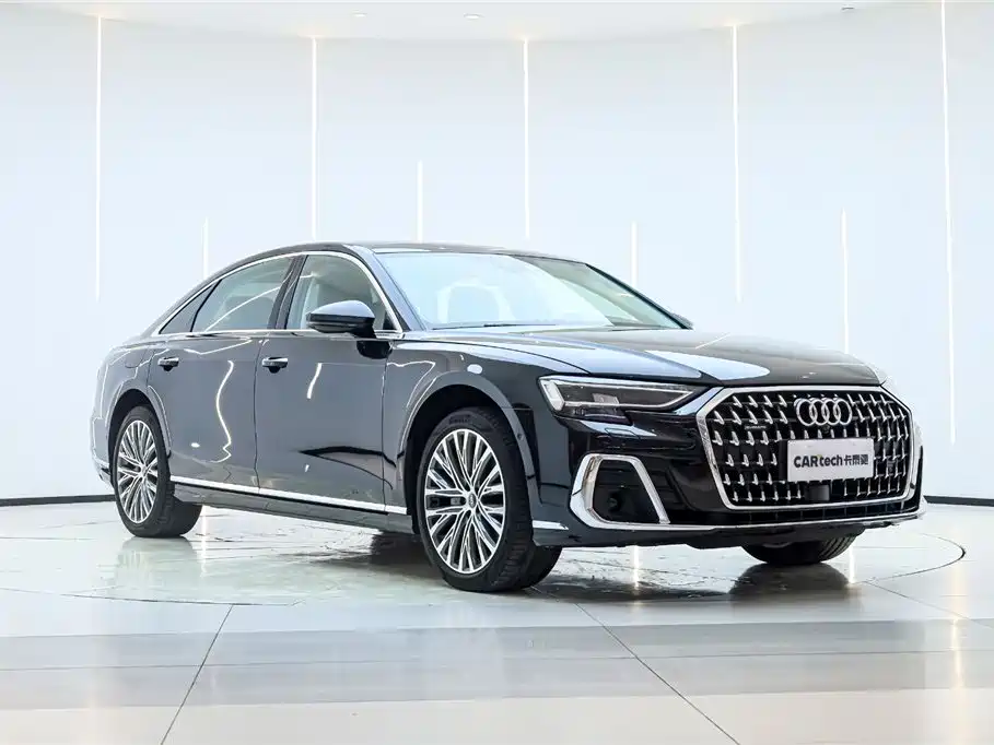 Audi A8 2023 A8L 50 TFSI quattro Premium фото 2