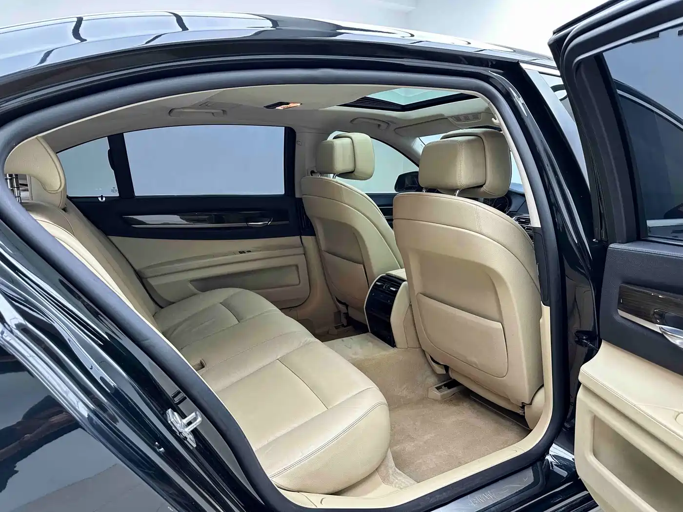 BMW 7 Series 2011 2011 730Li Elegance