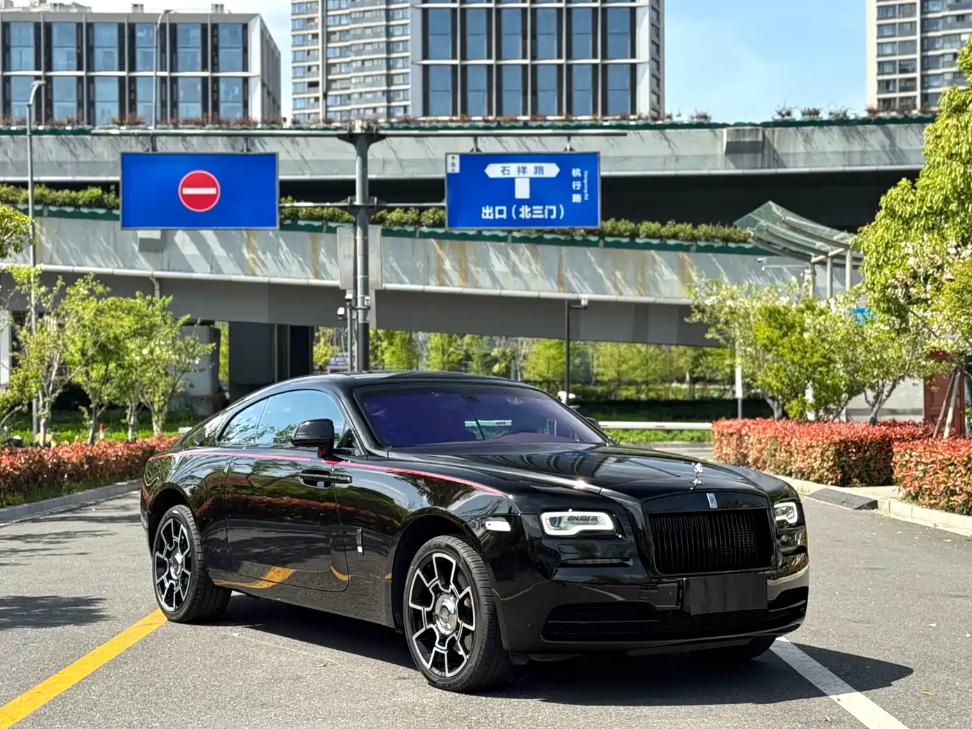 Rolls-Royce Wraith 2013 6.6T Standard фото 2