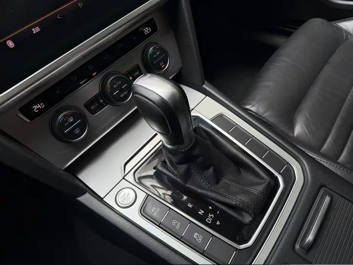 Volkswagen Weilan 2018 380TSI 2WD Comfort Edition фото 9