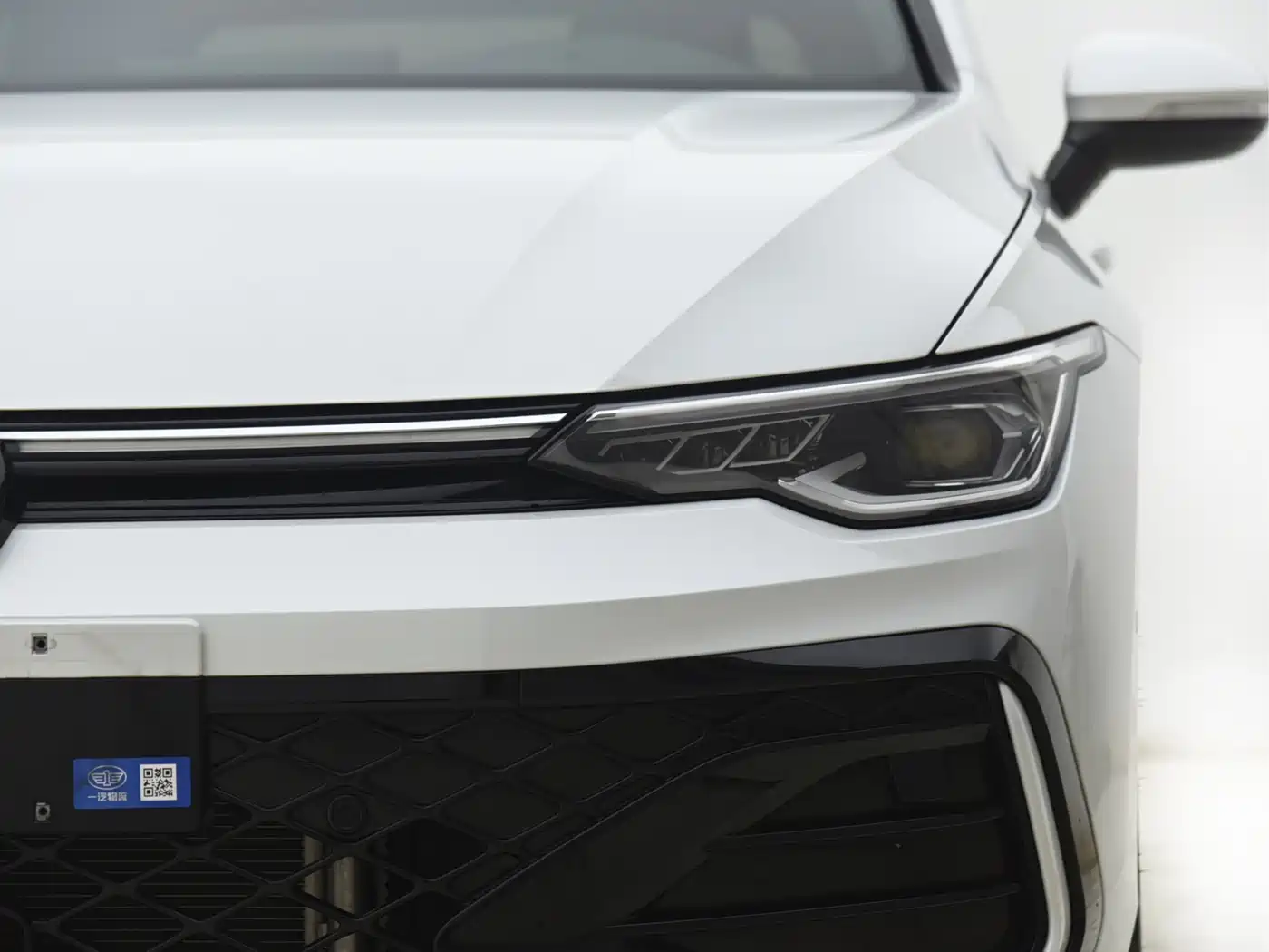 Volkswagen Golf 2025 300TSI R-Line фото 13
