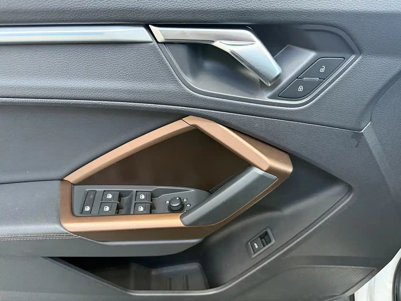 Audi Q3 2022 35 TFSI Fashion Elegance фото 15