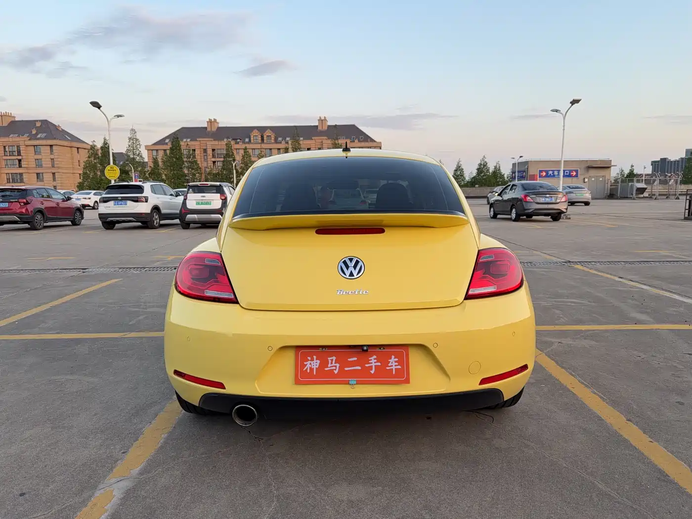 Volkswagen Beetle 2015 180TSI фото 5