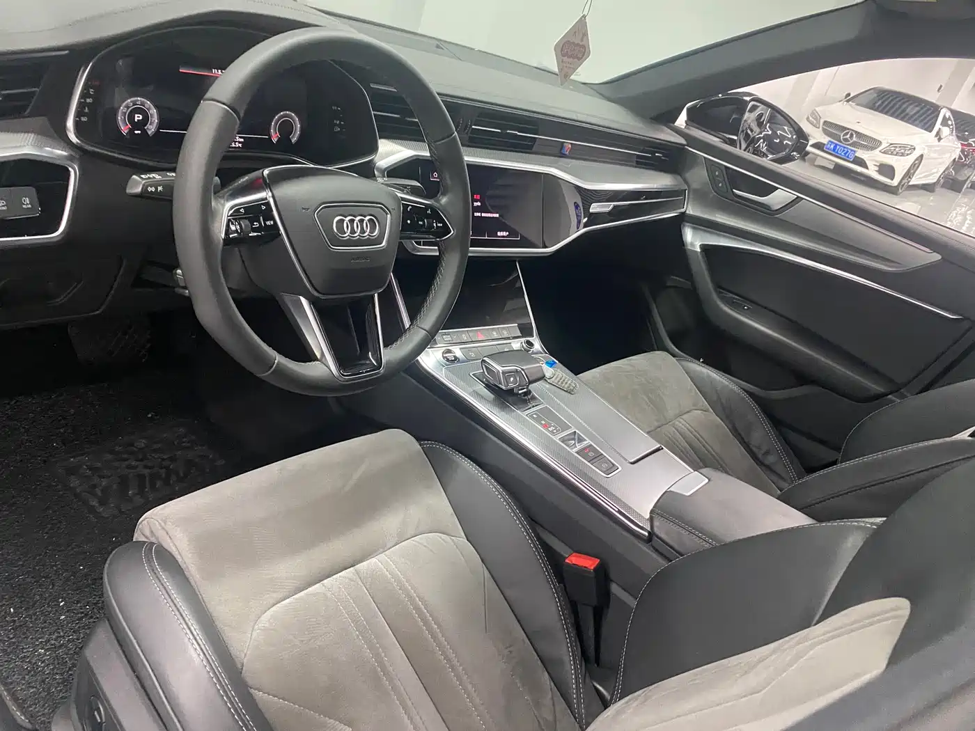 Audi A6L 2021 40 TFSI Luxury Elegance фото 4