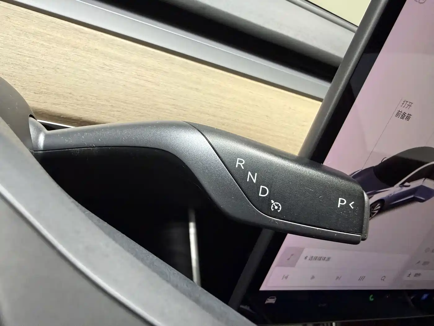 Tesla Model 3 (Import) 2019 2019 Long Range RWD Version