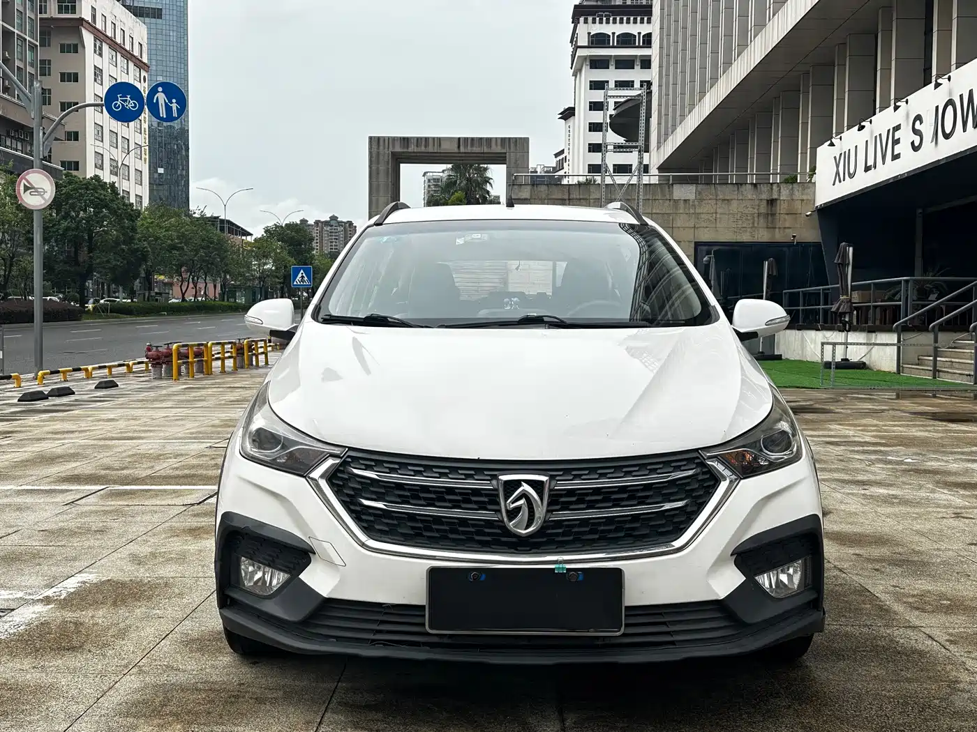 Baojun 310W 2018 2018 1.5L Auto Fashion China V