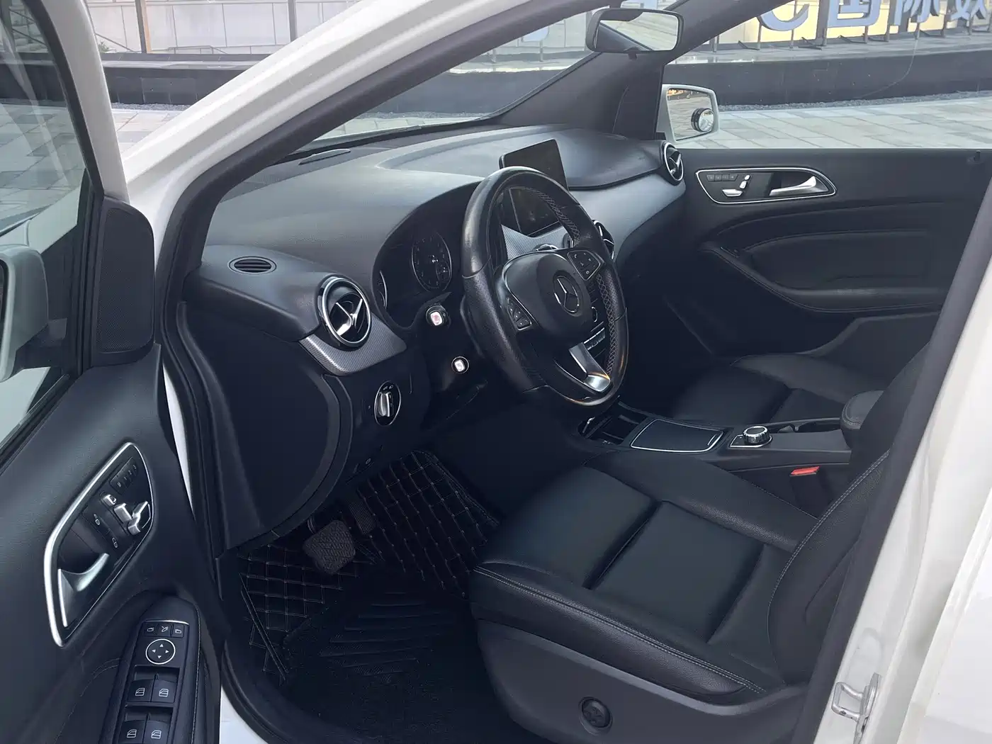 Mercedes-Benz B-Class 2017 B 200 Style фото 7