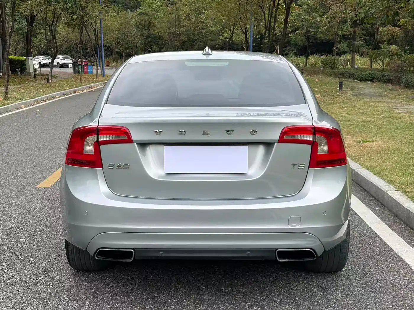 Volvo S60 (Import) 2014 2014 T5 Elegance Edition