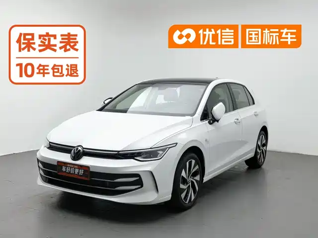 Volkswagen Golf 2025 Facelift 300TSI Pro — фото 1