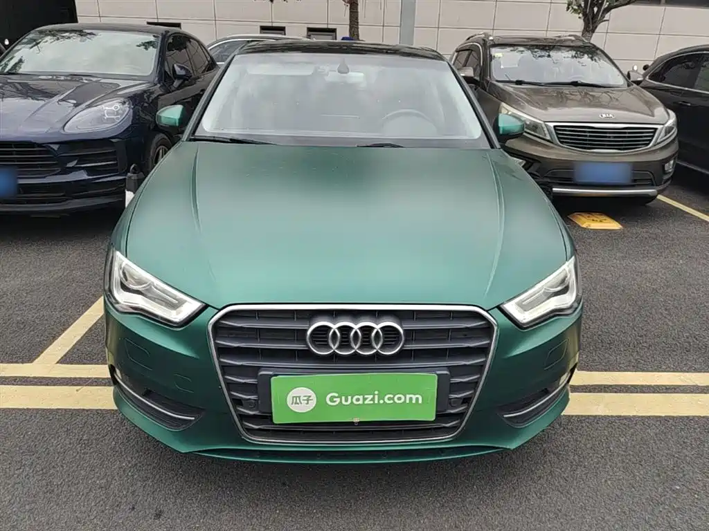Audi A3 2016 Sportback 35 TFSI Leadership фото 3