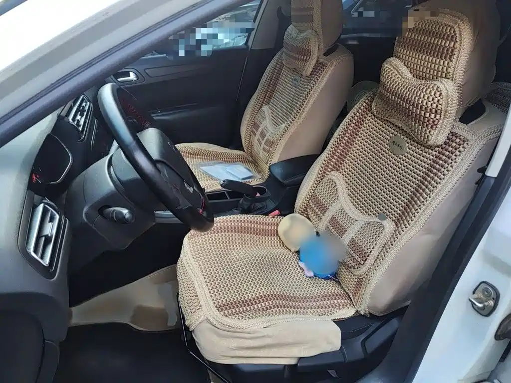 Photo 8 - Citroën C4 C-Quatre