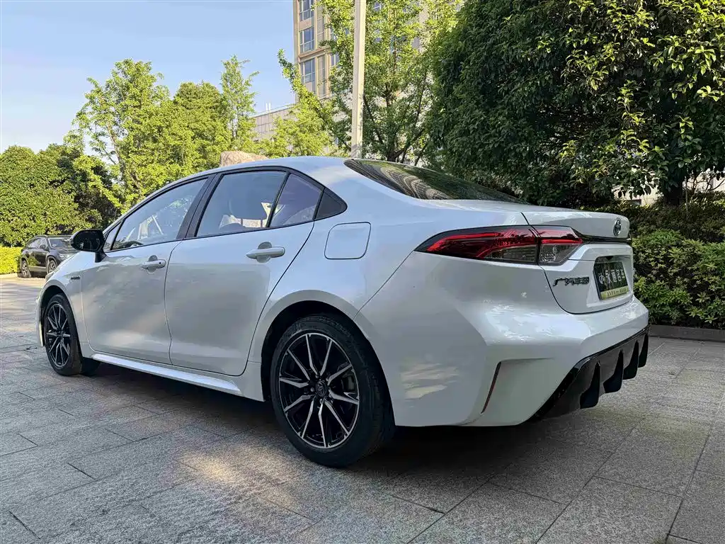 Toyota Levin 2023 Smart Hybrid 1.8L Sport Edition фото 18
