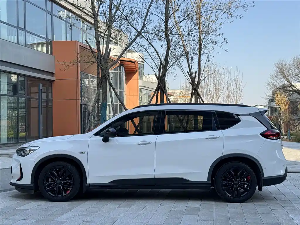Chevrolet Volando 2018 Redline 530T Auto Premium Edition (5+2 seats) China V фото 24