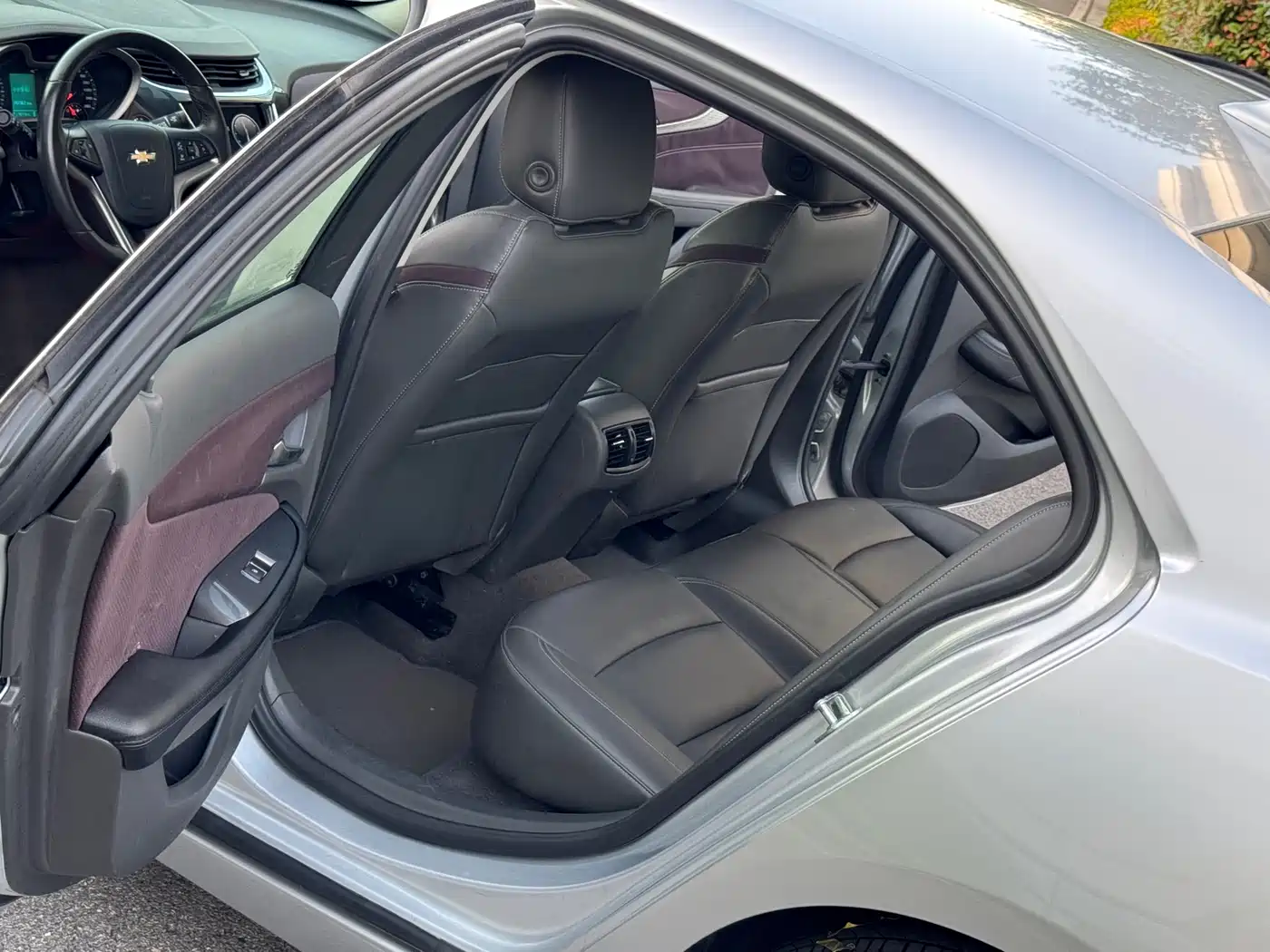 Chevrolet Malibu 2016 2.0L Automatic Luxury фото 15