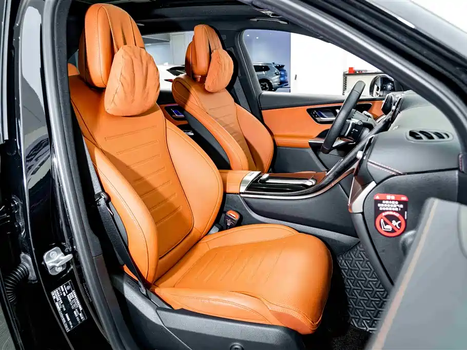 Mercedes-Benz GLC 2023 Facelift GLC 300 L 4MATIC Sport 5-Seater фото 18