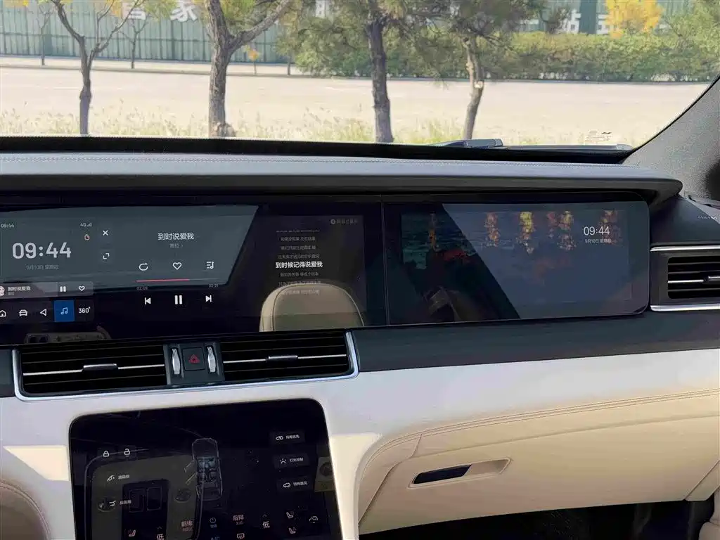 Li Auto Li ONE 2023 2021 Extended Range 6-Seater