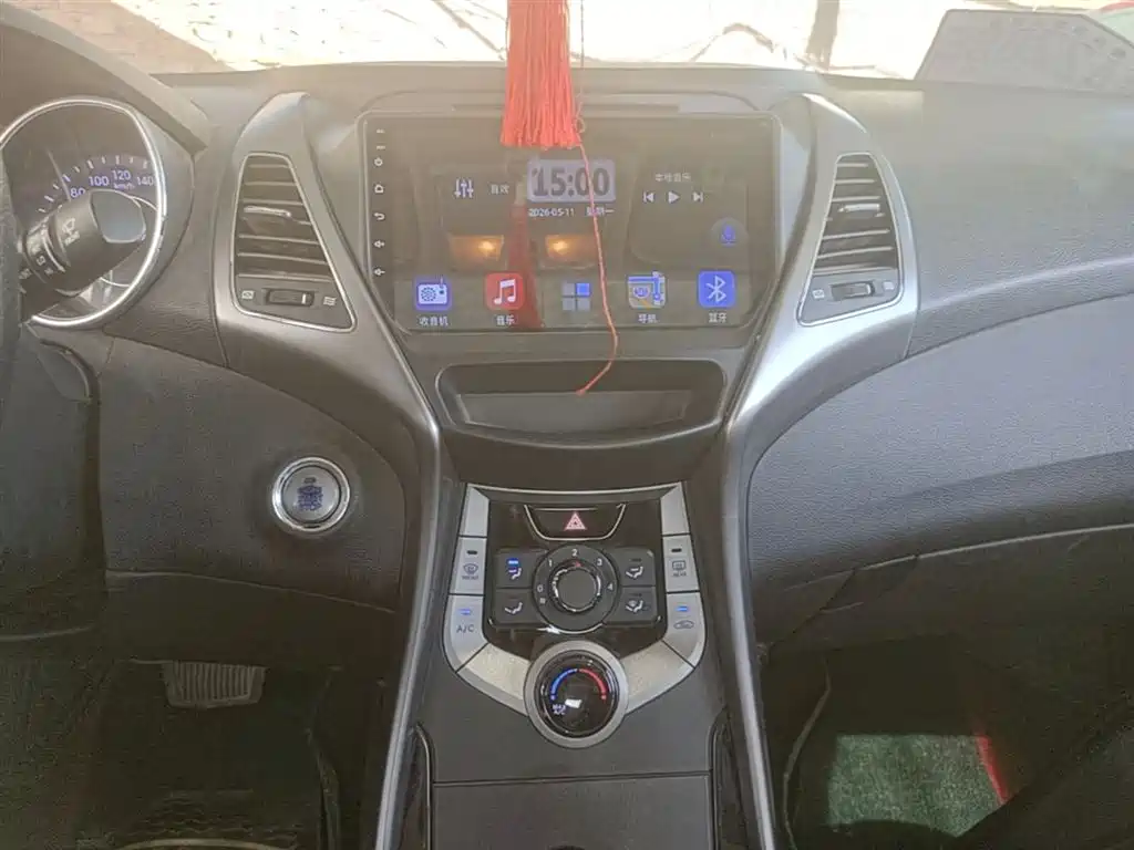 Hyundai Langdong 2013 1.6L Automatic Leading фото 13