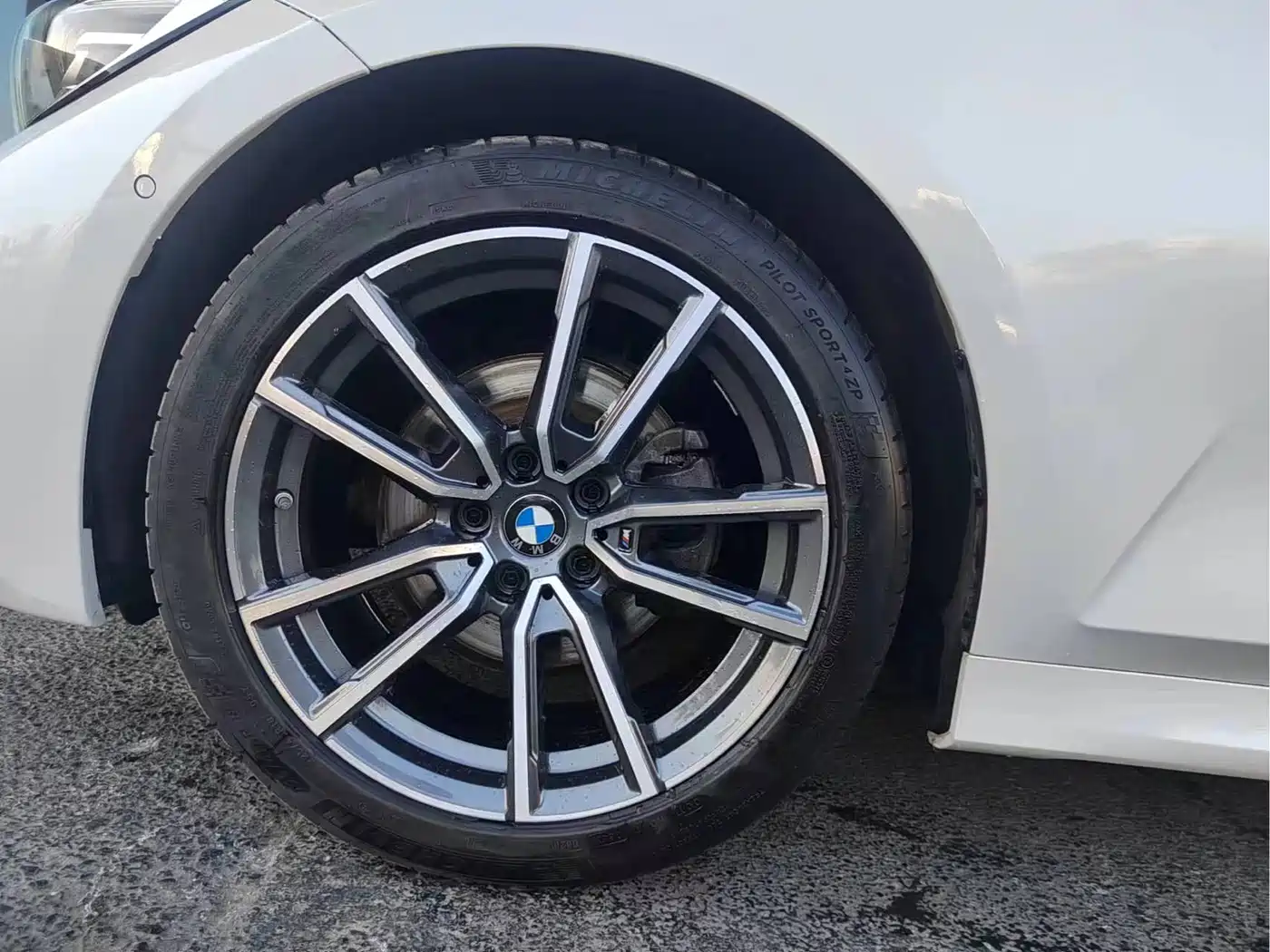 BMW 3 Series 2021 325Li M Sport Package фото 9