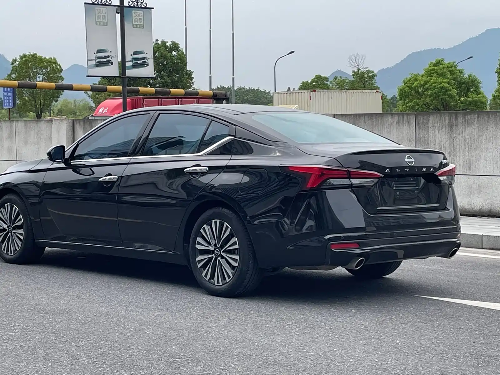 صورة 3 - Nissan Teana