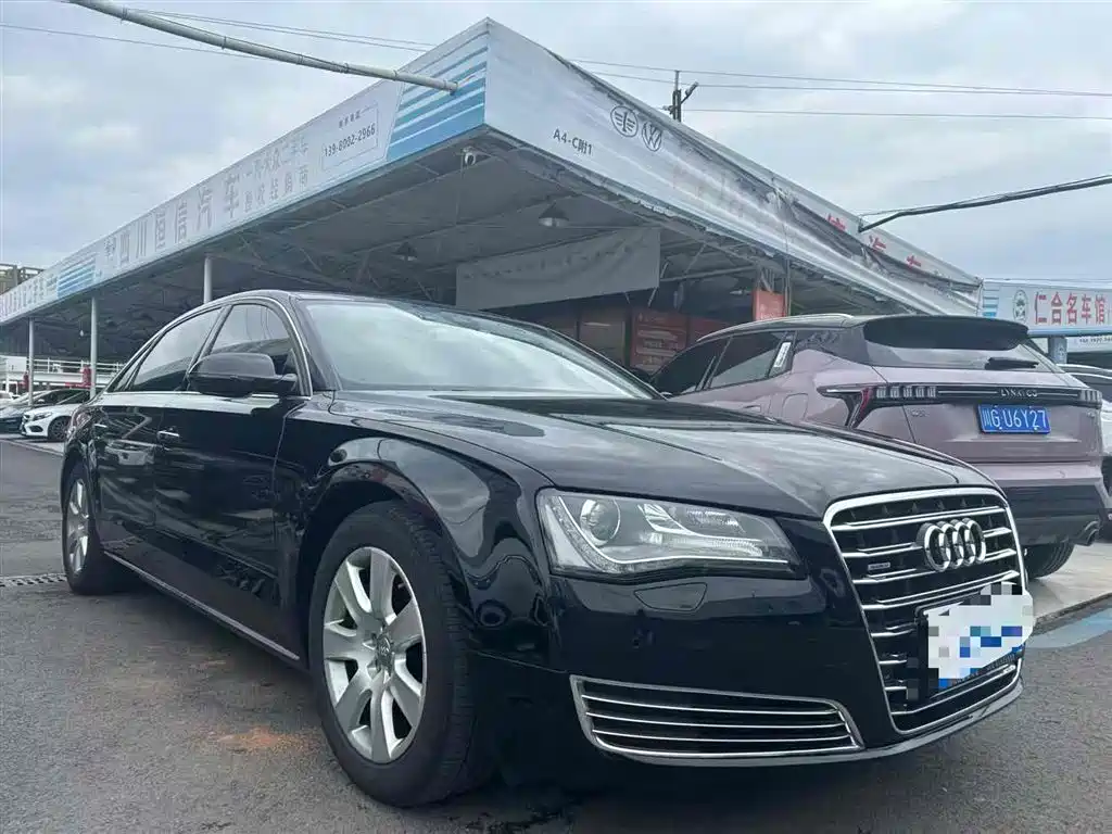 Audi A8 2013 A8L 45 TFSI quattro Luxury фото 3