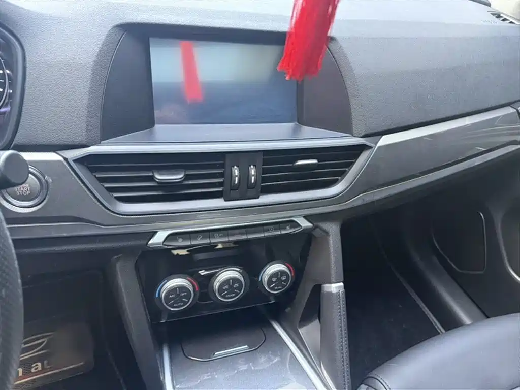Haval H6 2018 Sport Edition 1.5T Automatic 2WD Elite China V фото 6