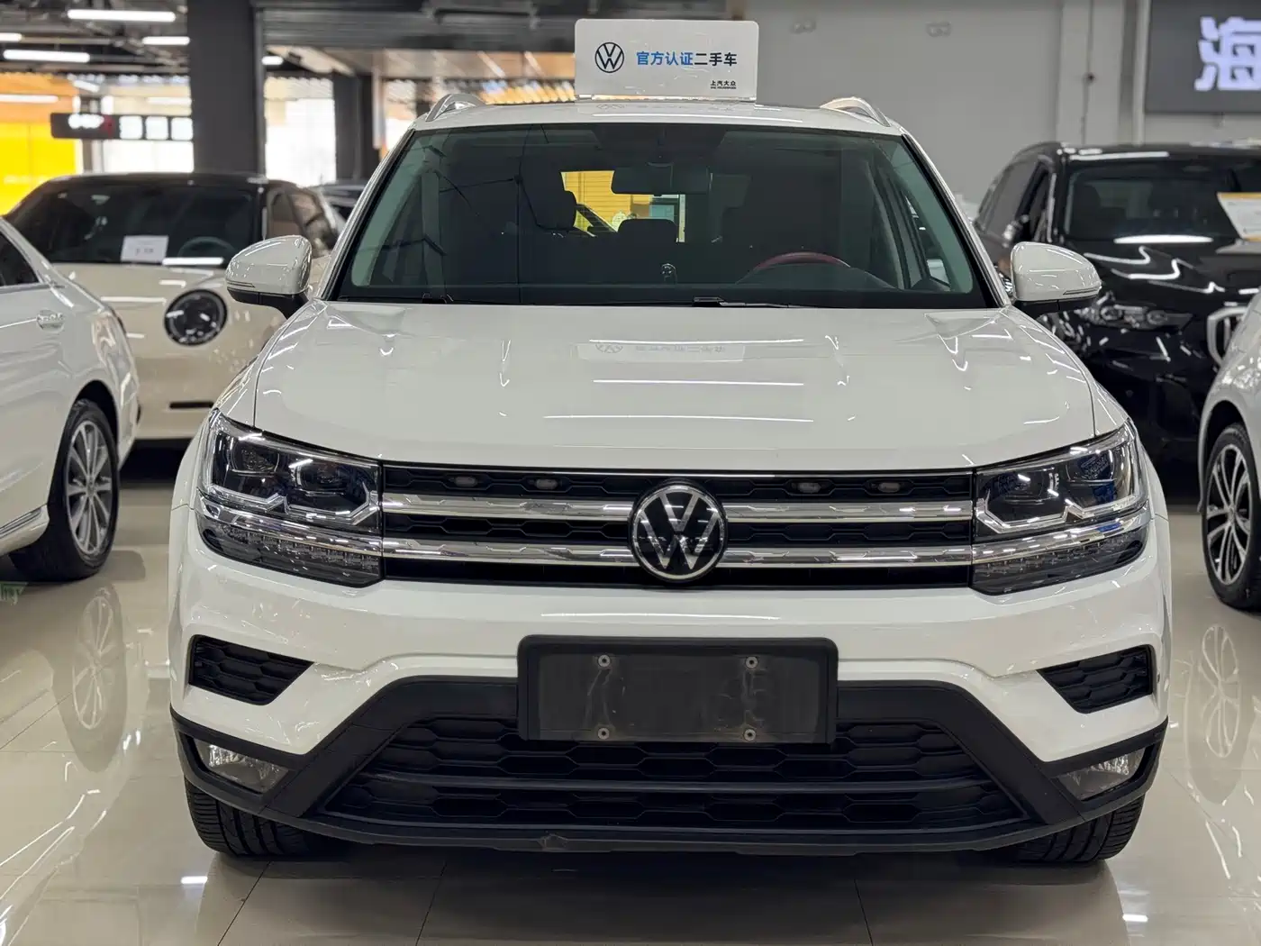 Volkswagen Tharu 2022 280TSI FWD Luxury Edition фото 2