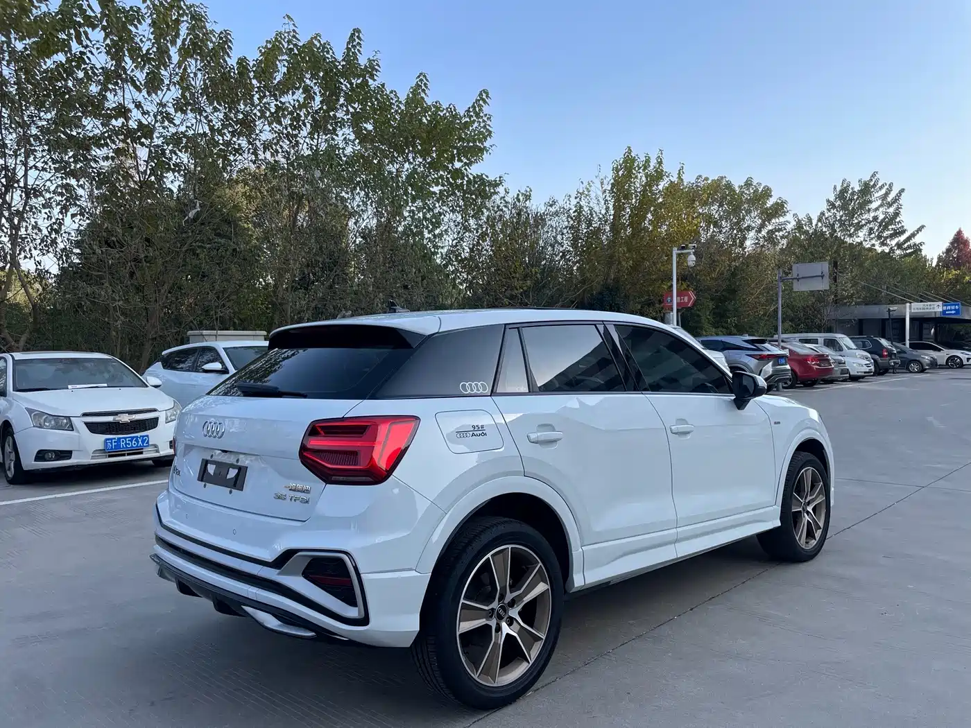 Фото 5 - Audi Q2L