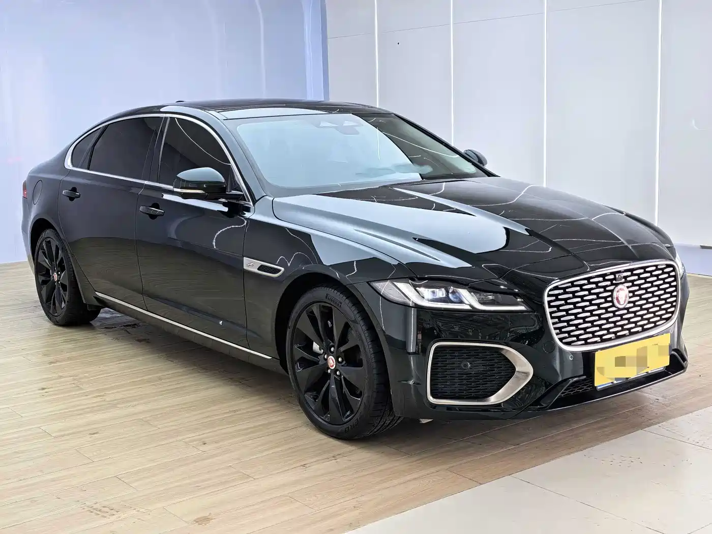 Jaguar XFL 2025 2024 2.0T P250 2WD Premium Luxury