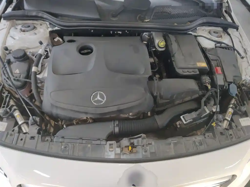 Mercedes-Benz GLA 2015 GLA 260 4MATIC Sport фото 20