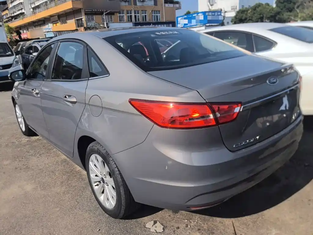 Ford Escort 2015 2015 1.5L Automatic Fashion
