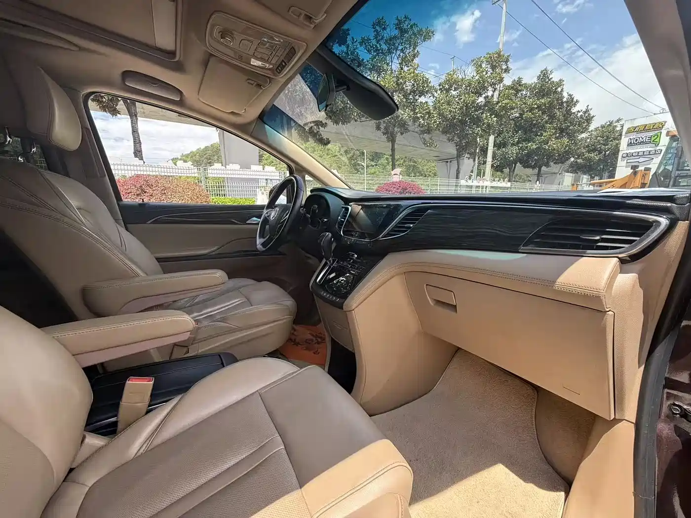 Buick GL8 2017 ES 28T Luxury China V фото 10