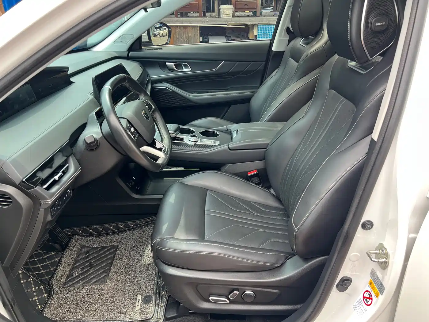 Changan UNI-K 2023 2023 2.0T 2WD Delight Edition