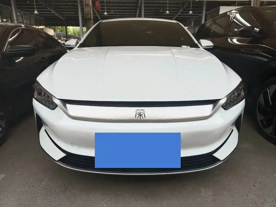 BYD Qin PLUS 2025 EV 510KM Smooth Ride Edition