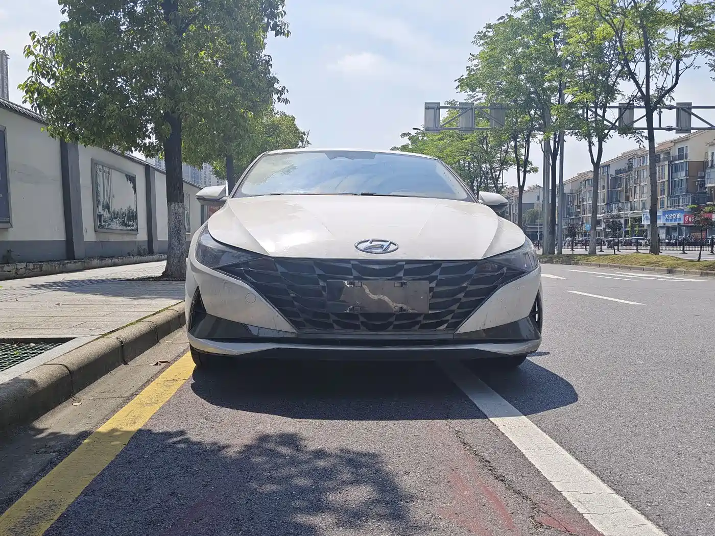 Hyundai Elantra 2021 1.5L CVT GLS Leading Edition фото 3