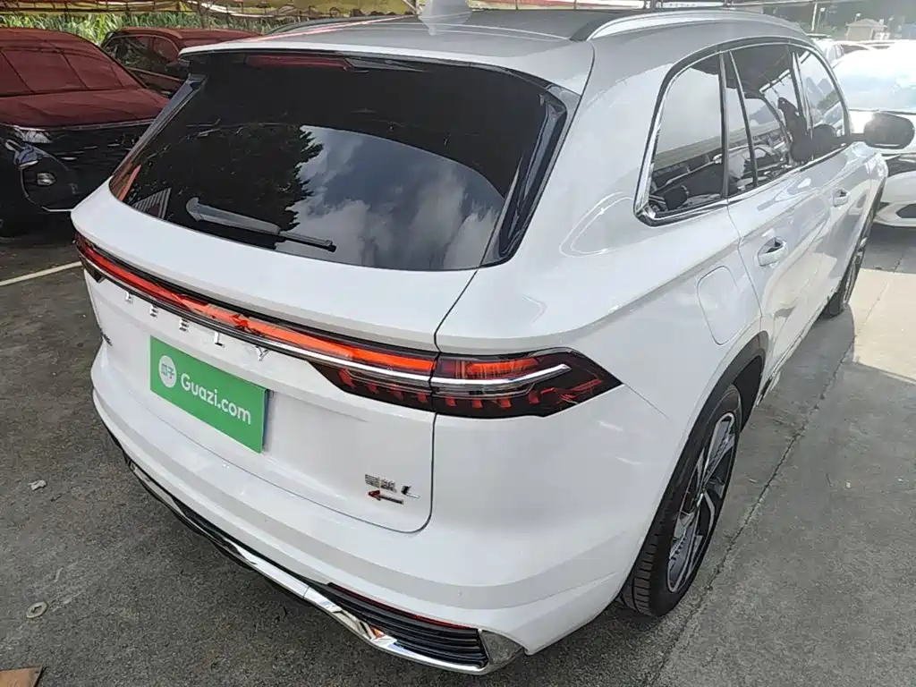 Фото 7 - Geely Xingyue L