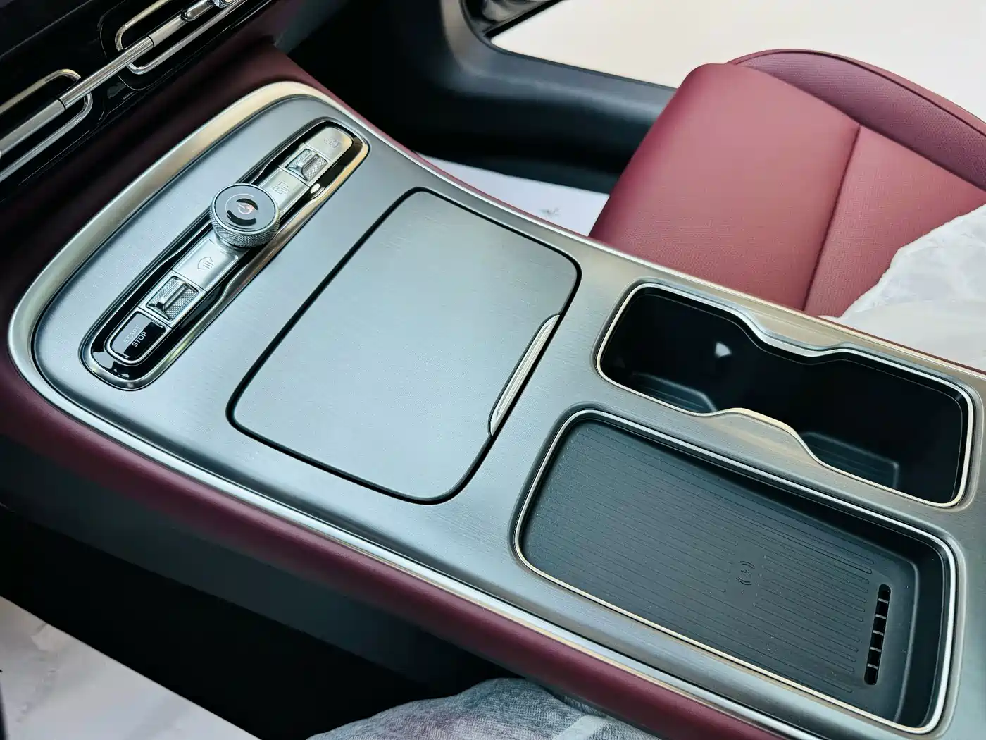 Hongqi H5 2026