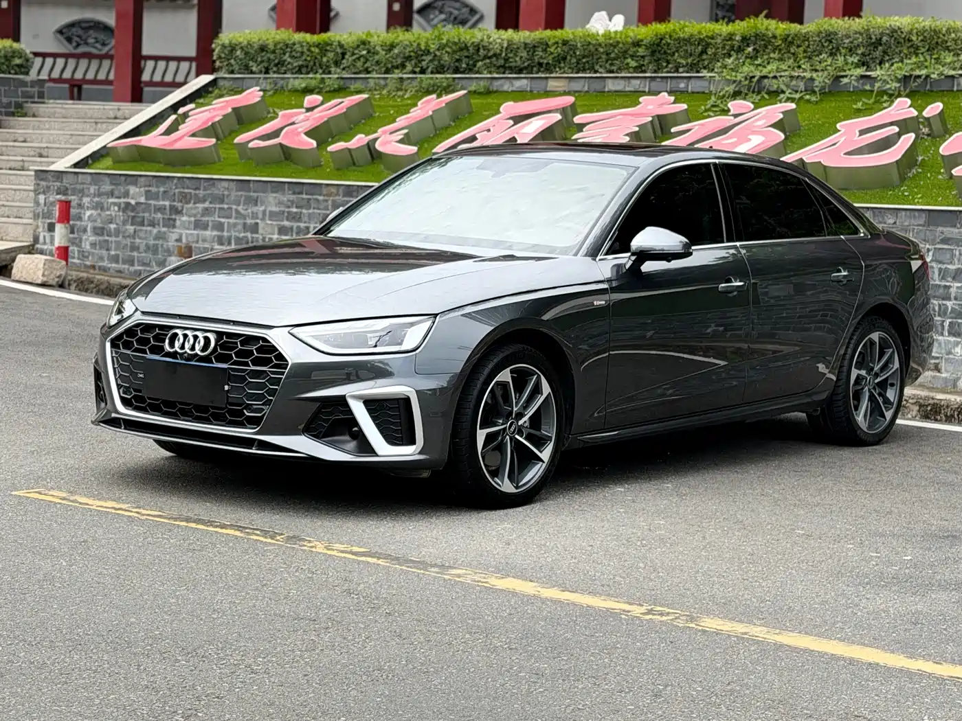 Audi A4L 2022 40 TFSI Fashion Dynamic