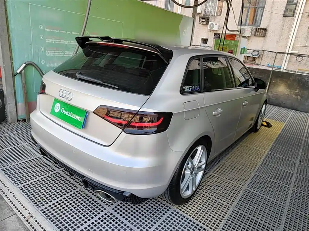 Audi A3 2016 Sportback 35 TFSI Leadership фото 7