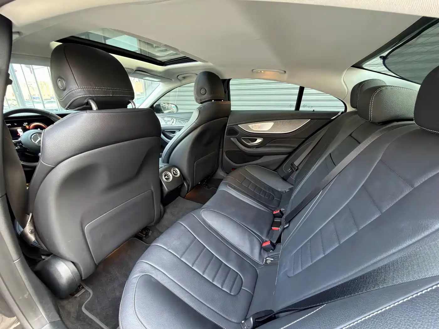 MERCEDES-BENZ CLS
